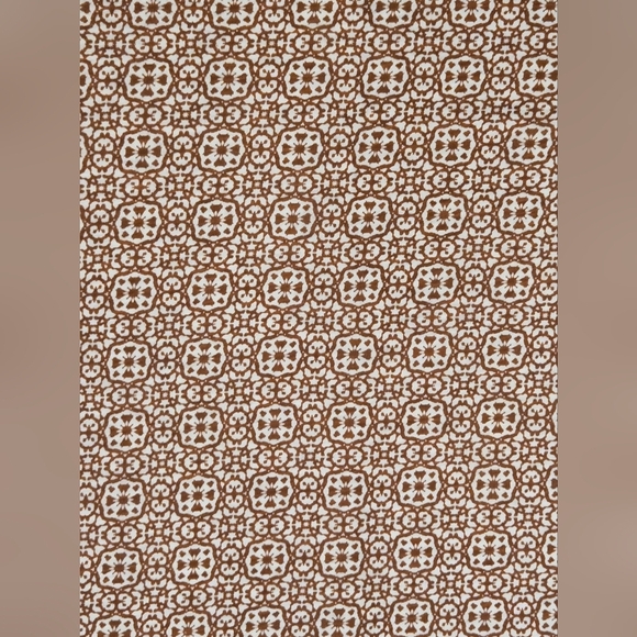 NWOT Liz Claiborne Brown Patterned Top - Picture 2 of 7